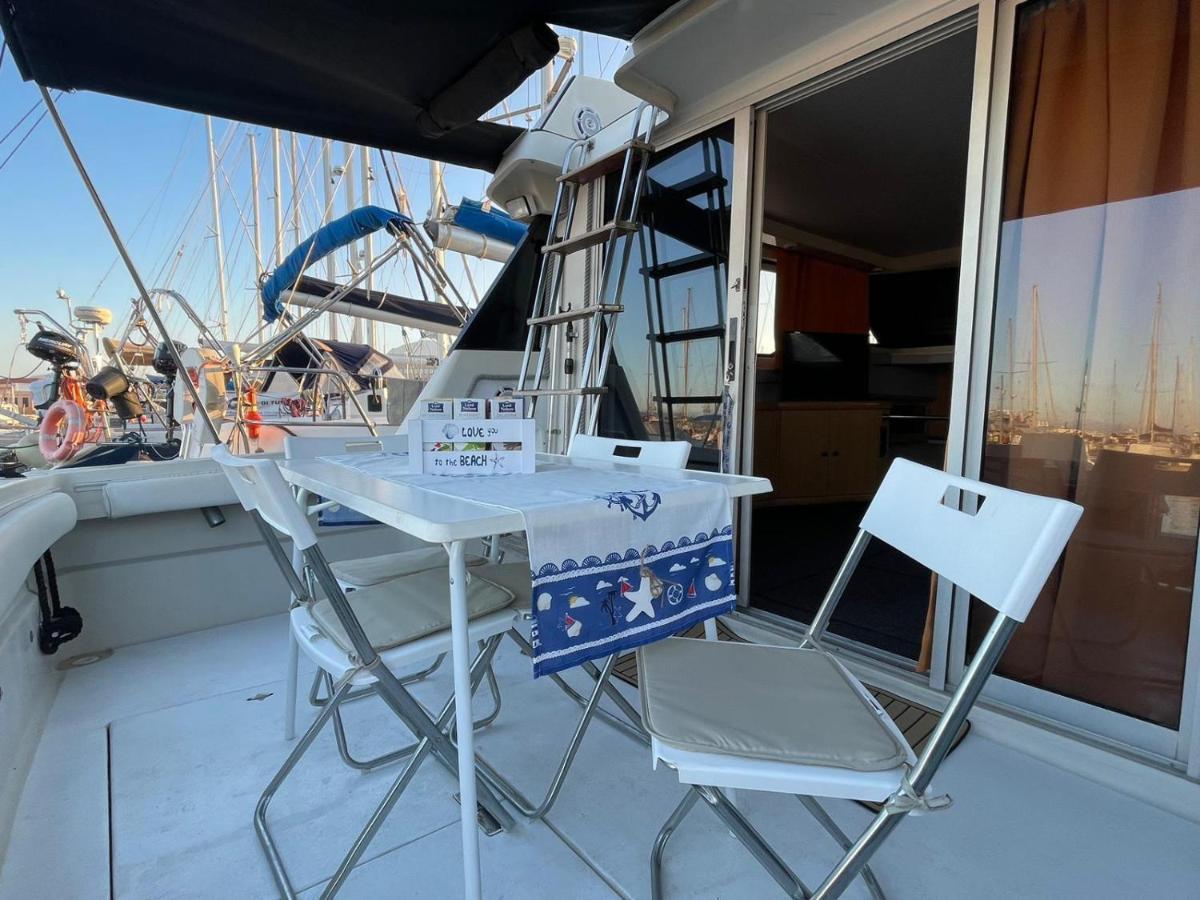 Giorgia House Boat Hotel Палермо Екстериор снимка