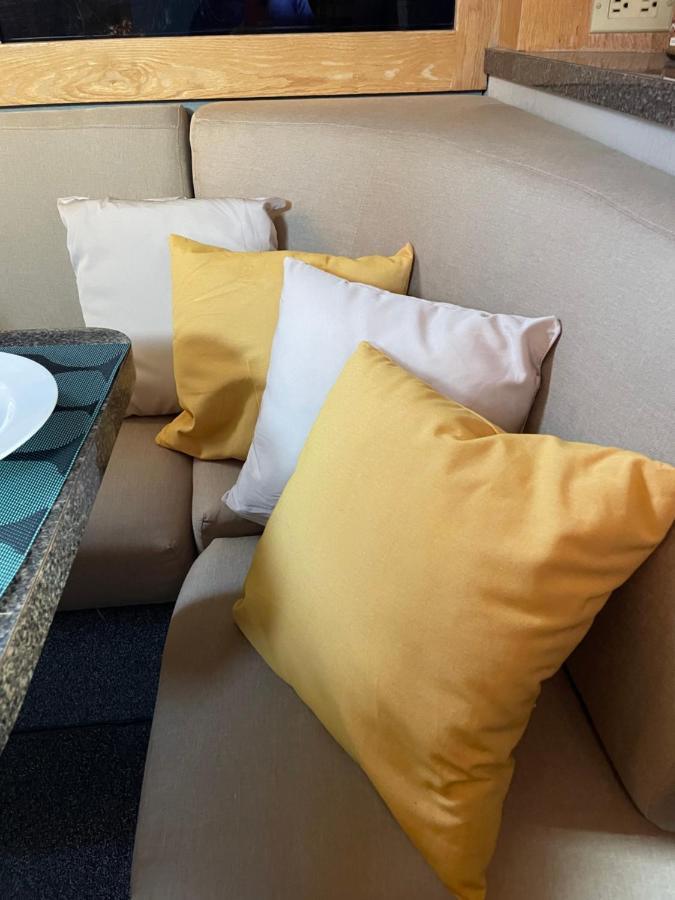 Giorgia House Boat Hotel Палермо Екстериор снимка