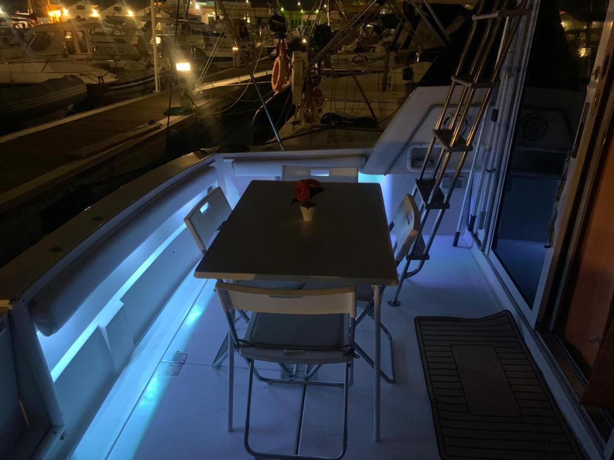Giorgia House Boat Hotel Палермо Екстериор снимка