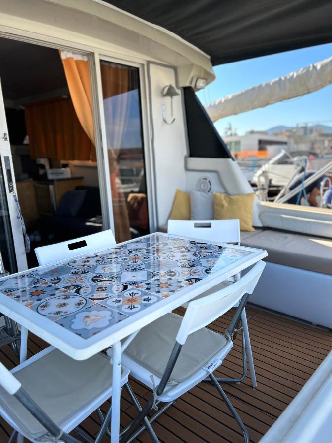 Giorgia House Boat Hotel Палермо Екстериор снимка